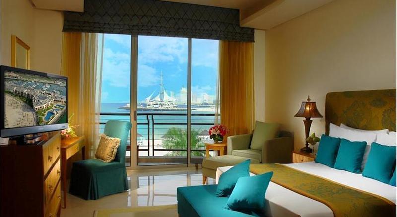 Marina Hotel 豪華房（直通海灘）