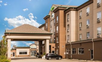 Holiday Inn & Suites Grande Prairie-Conference Ctr