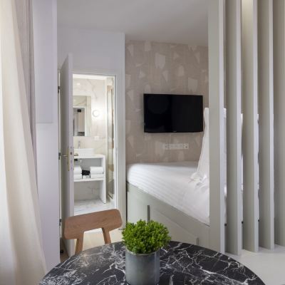Studio First Floor in A Quiet Courtyard-18M2 Yuna Blanche Promo Code