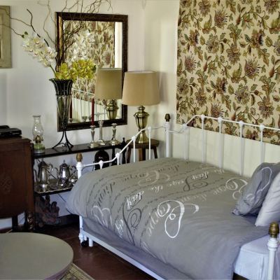 Luxury One-Bedroom Cottage