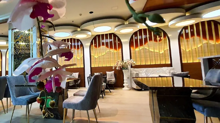 Hotel Daily Inn Bandung 食事・レストラン