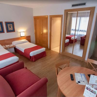 高級公寓， 2 張單人床， 廚房， 庭院景觀 穆拉爾託阿帕圖套房飯店優惠