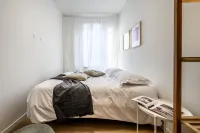 エミリア スイート ヤング