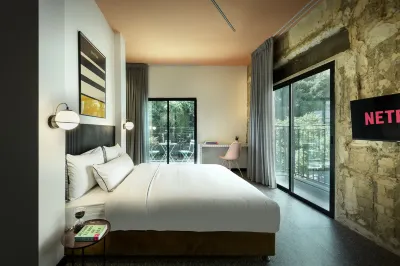 Pixel - by Loginn Tel-Avivian Hotels Hotels in 