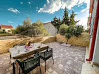 Pinia Apartments Bol