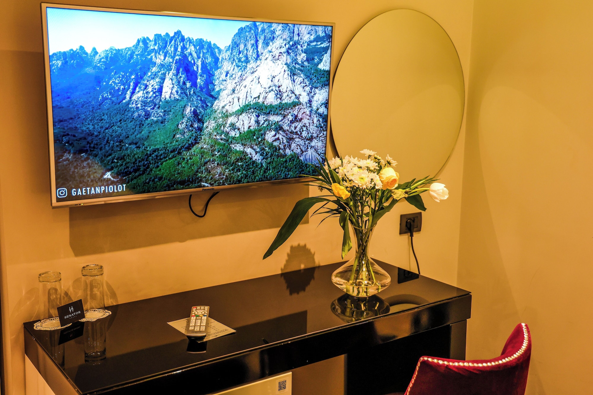 高级双人或双床间 - 带阳台