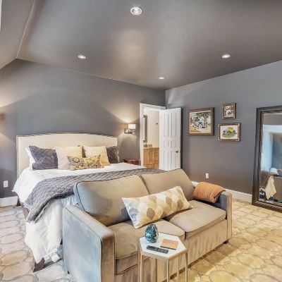 Signature Room, 1 King Bed, Non Smoking, Bathtub The River House at The Morris Estate Promo Code