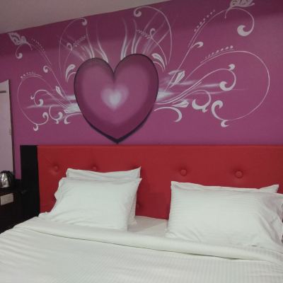 Deluxe Room Islanderr Inn Promo Code