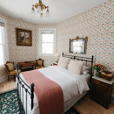 Sunstone Suite Ellerbeck Mansion Bed & Breakfast Promo Code