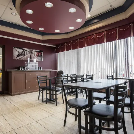 Argyll Plaza Hotel