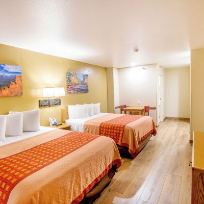 Standard Room, 2 Queen Beds Glenwood Springs Cedar Lodge Promo Code