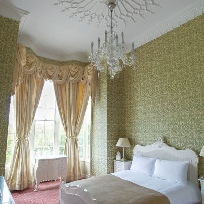 Honeymoon Suite Donnington Grove Country Club Promo Code