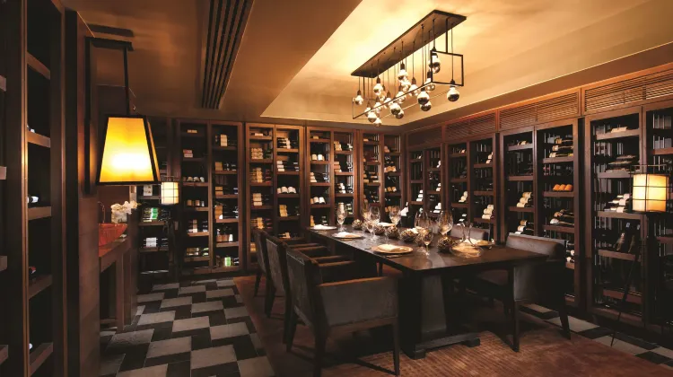 蘇梅島康萊德公寓 餐廳