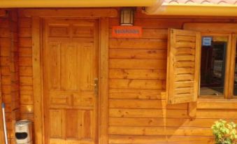 Hostal Gran Avenida - Housity