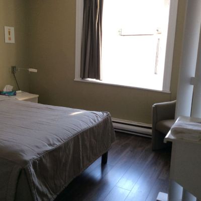 Double Size Bed Room, Shared Bathroom (Sink in Room)