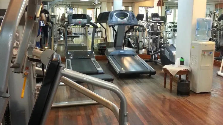 ティアラ ラブアン ホテル 施設