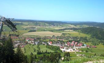 Auberge du Chateau de Joux