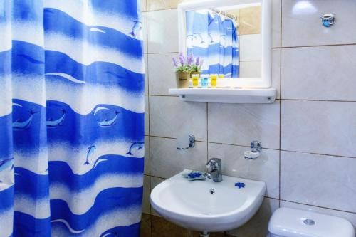 园景双人床一室房