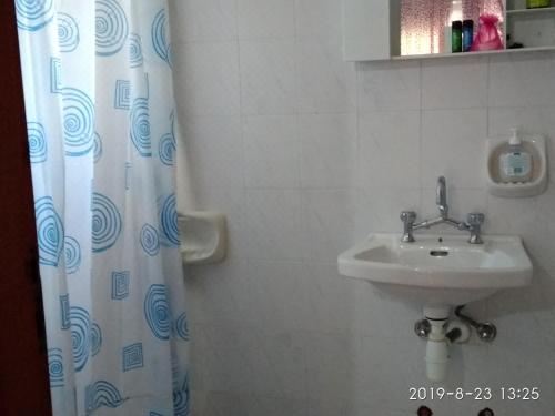 带阳台的三人房