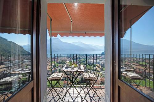 高级一卧室带阳台公寓