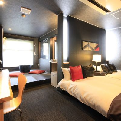 [Room With Semi-Open-Air Bath] Japanese Modern Twin / 33 Square Meters [Modern] [Japanese-Western Room] [Non-Smoking] [Garden View] [Mountain View] ゆとりろ庵 クーポン