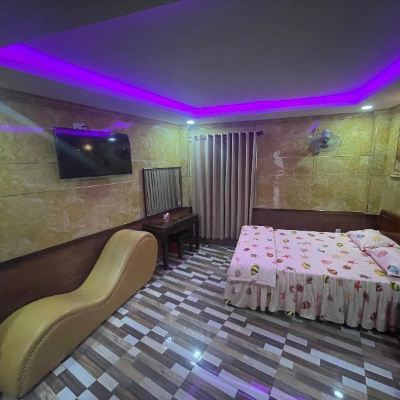 Double Deluxe Double VIP Hoa Anh Dao 2 Hotel Promo Code