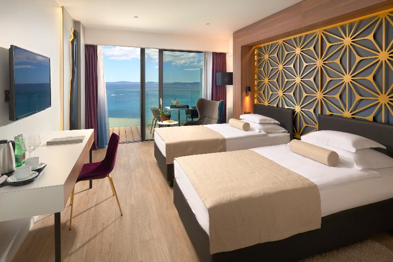 Double Or Twin Double Or Twin Standard Sea View