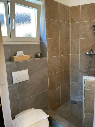 Boutique Centrale 带湖景的双人间