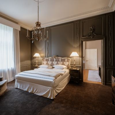 Executive Suite Schlosshotel Berlin by Patrick Hellmann Promo Code