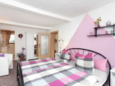 Apartment in Thuringian Forest with Garden Hotels in 