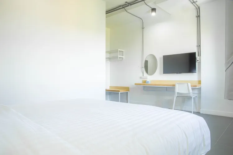 ห้องมาตรฐานเตียงใหญ่ เตียงคิงไซส์ 1 เตียง