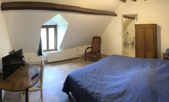 Chambres d'hôtes Domaine De La Jonquière, Bouloire - Housity