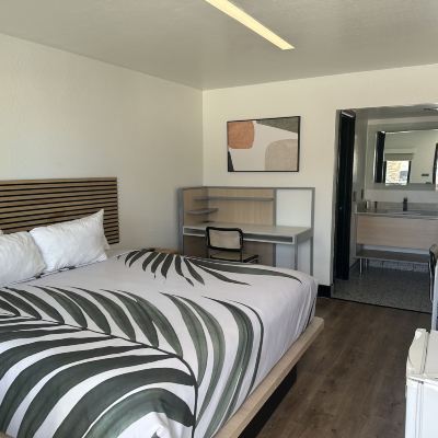 Standard King Room Sway Hotel Promo Code