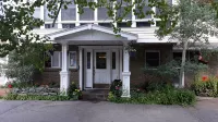 Columbine Inn Hotels in 