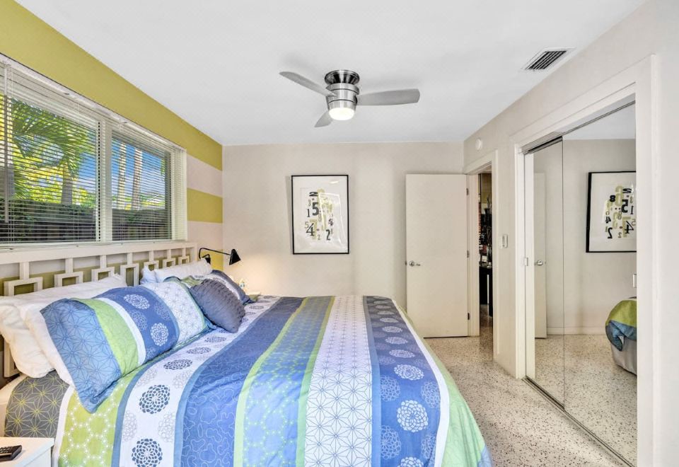 加热泳池，停车，步行五分钟到美食及娱乐！