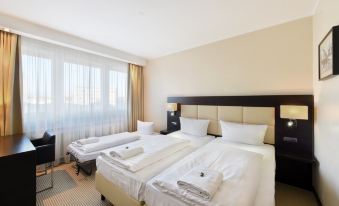 Hotel am Karlstor - Housity