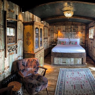 Rede Shepherds Hut The Joiners Arms Promo Code