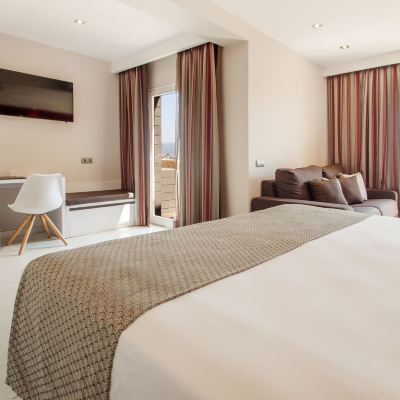 小型開間套房， 私人游泳池， 海景 加泰羅尼亞馬略卡酒店優惠