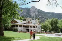 Colorado Chautauqua Cottages