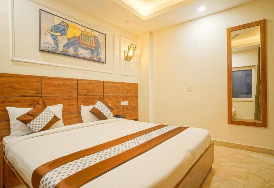 Hotel Nirvana Bliss, Behind Parmarth NiketanExecutive Double Room