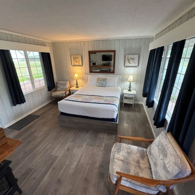 Queen Room With Ocean View To Queen Room With Ocean Front Deane's Oceanfront Lodge Promo Code