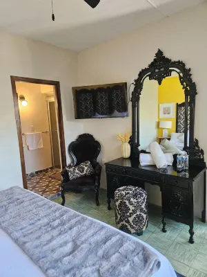 Casa Mestiza Hotels in 