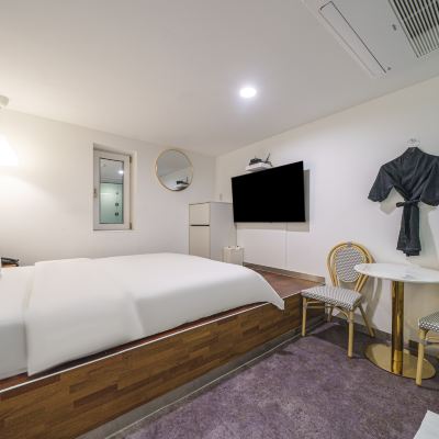 스탠다드룸 Sinchon Jade 쿠폰
