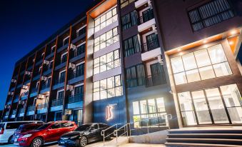 JS Hotel - Housity
