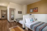 Moxy Phoenix Downtown