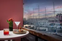 NH Collection Marina