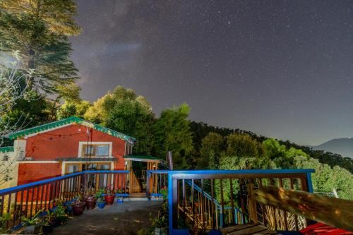 SaffronStays Altura, Mukteshwar - Pahadi Meals Served at This Orchard Villa Villa