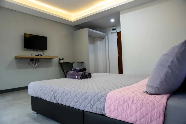 ห้องสแตนดาร์ด เตียงใหญ่ 1 เตียง