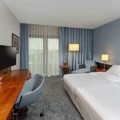 Classic Double Room Maritim Hotel Darmstadt Promo Code
