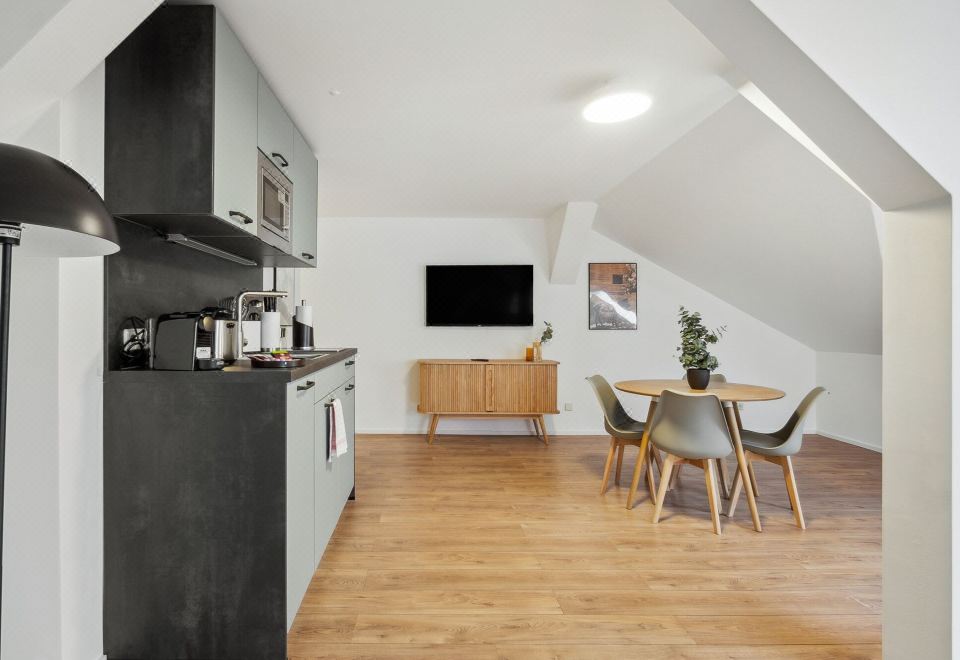 两卧室阁楼套房